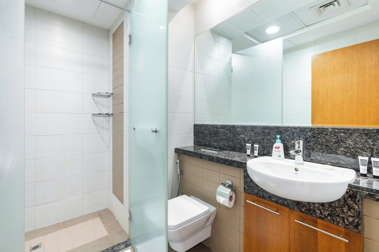 Bathroom, Spacious Studio in Bay Square by Bespoke, Dubai