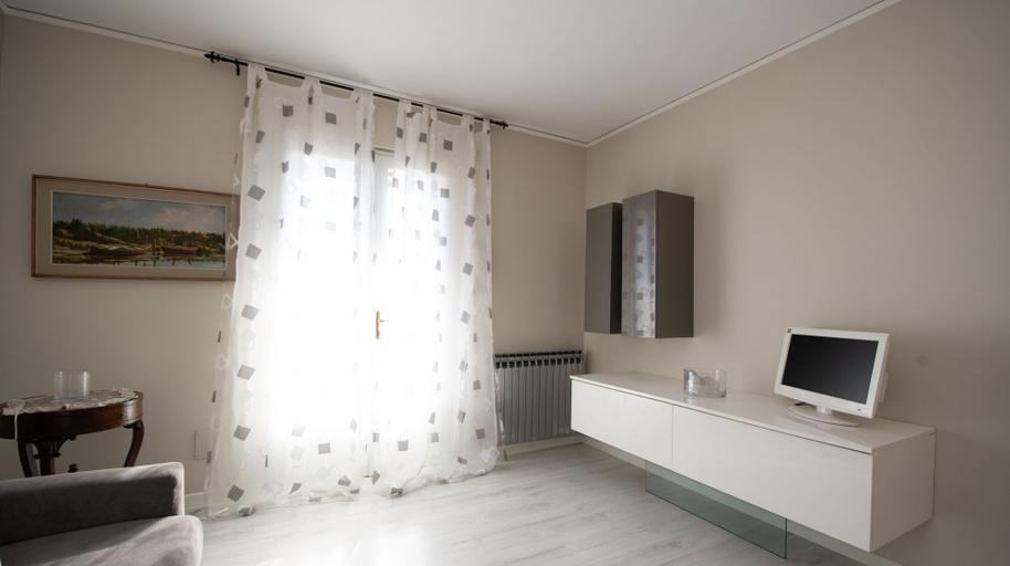 Others 5, Casa del Geco, Brescia