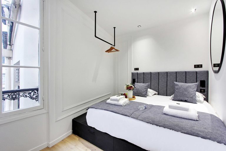Room 2, Modern Apartment - 2br/6p - Bonne Nouvelle, Paris