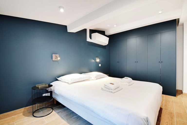 Bedroom 2, Welcoming apartment -1BD/4P - 18th arrd, Paris