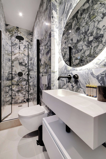 Bathroom 4, Chic apartment - 1BR/4P - Clignancourt/Sacré-Cœur, Paris