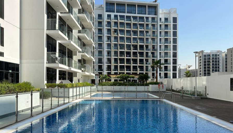 Room 5, Elegant Studio w Balcony View Near Downtown Dubai, Dubai