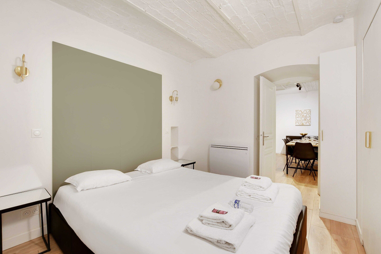 Bedroom 3, Welcoming apartment -2BR/8P- Bel-Air, Paris