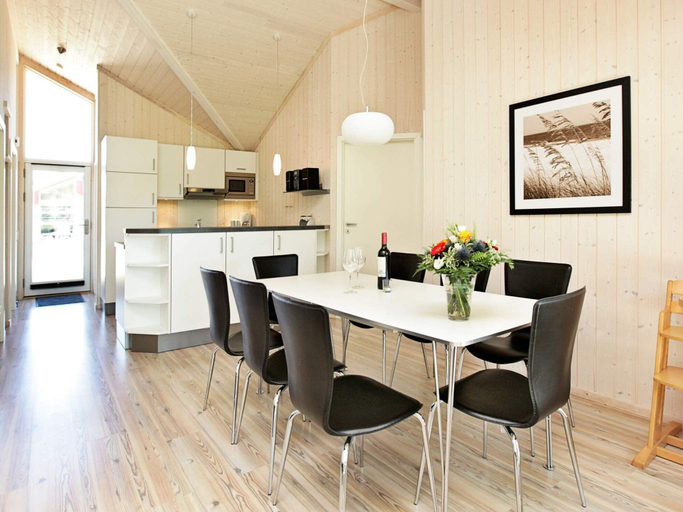 Dining, 5 Star Holiday Home in Grossenbrode, Ostholstein