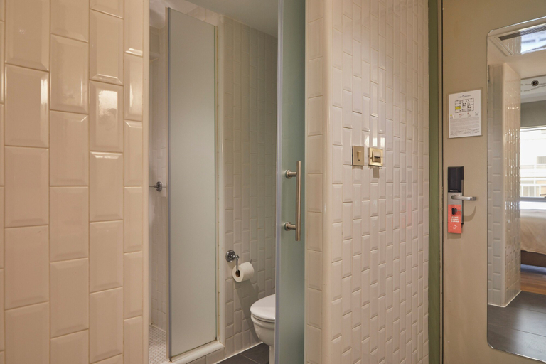 Bathroom 5, The Cettia İstanbul, Beşiktaş