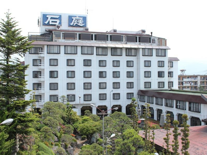 Exterior & Views, Hotel Sekitei, Fuefuki