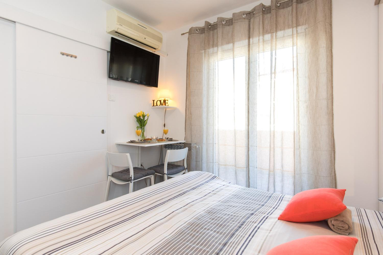 Bedroom 2, Guest House Krk Town Centre, Krk