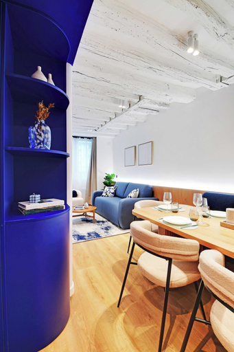 Living area 3, Welcoming Apartment - 2br/6p - Sainte-avoye, Paris
