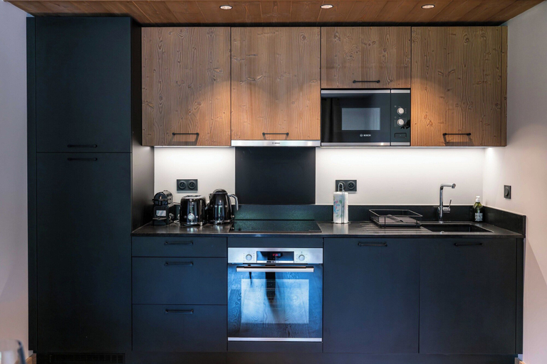 Private kitchen 4, Exclusive apt With Terrace and View 2bd/5p -megeve, Haute-Savoie
