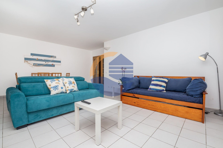 Room 2, 35, Portimão