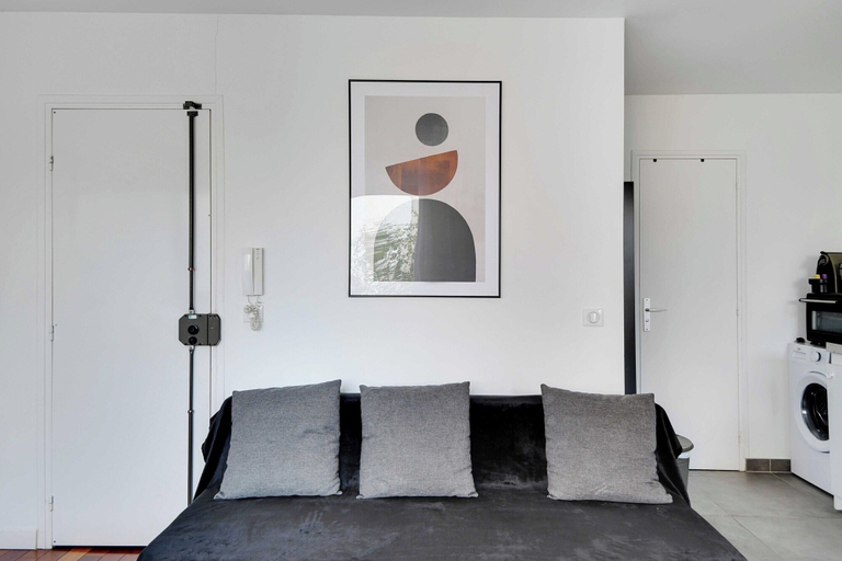 Living area 3, Stunning Studio - 4P - La Villette, Paris