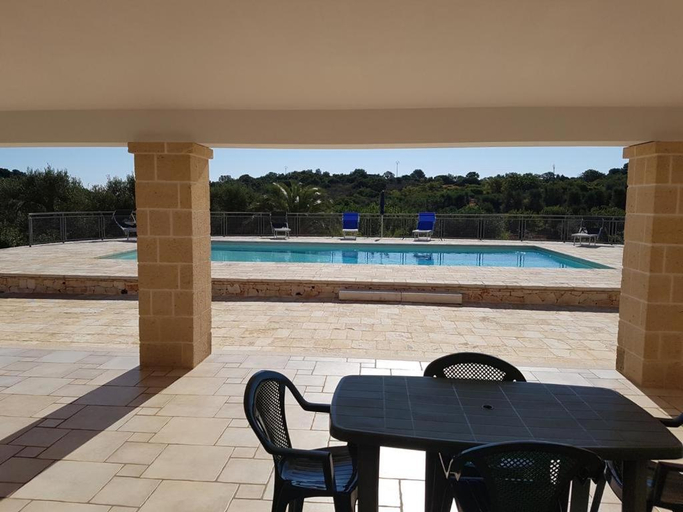 Others 4, Trullo Aurelia, Brindisi
