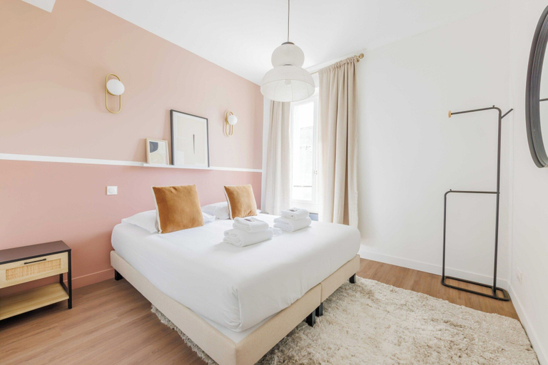 Bedroom 3, Cosy Apartment Le Bon Marche, Paris