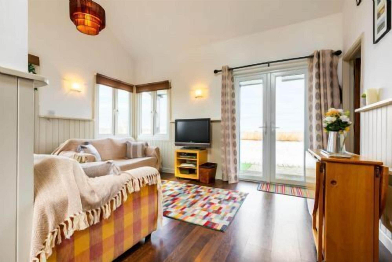 Room 3, Host Stay Tide Time, Norfolk