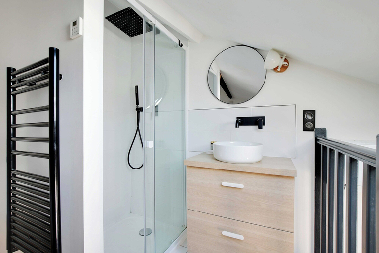 Bathroom, Welcoming apt with ac - 1bd/4p - le marais, Paris