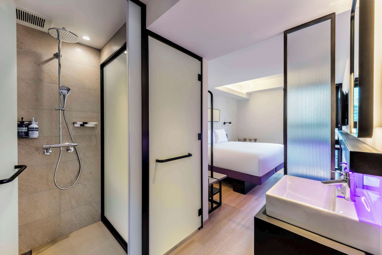 Bathroom 5, YOTEL Tokyo Ginza, Minato