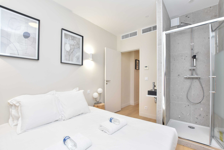 Bathroom 3, Peaceful apartment - 2BR/6P - Chaillot, Paris