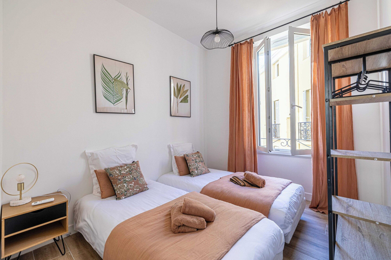 Room 5, Sublime 2 Bedroom Apart.- Cannes Residential Area, Alpes-Maritimes