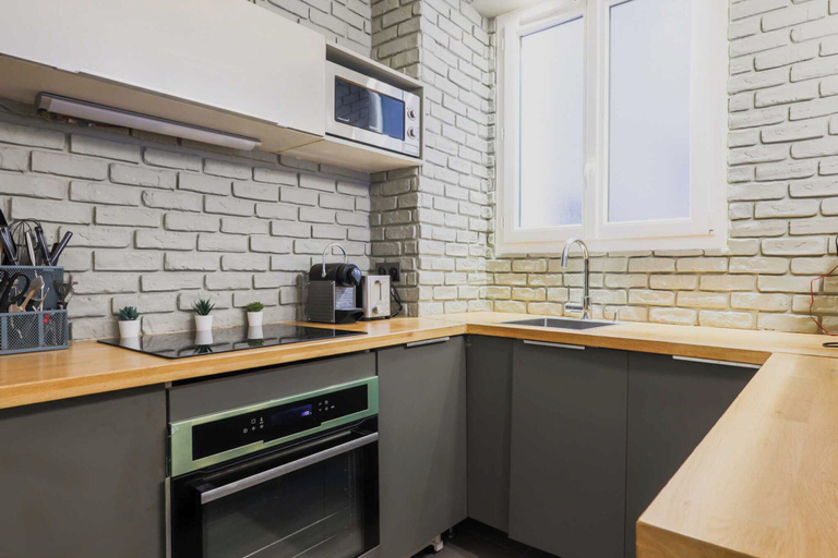 Private kitchen 4, Modern Flat - 1bd/4p - Parc Monceau, Paris