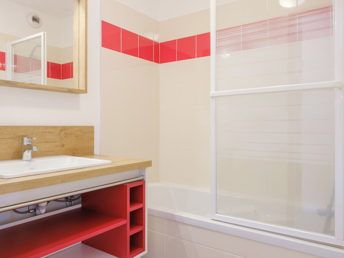 Bathroom 3, travelski home select - Résidence Les Lys, Savoie