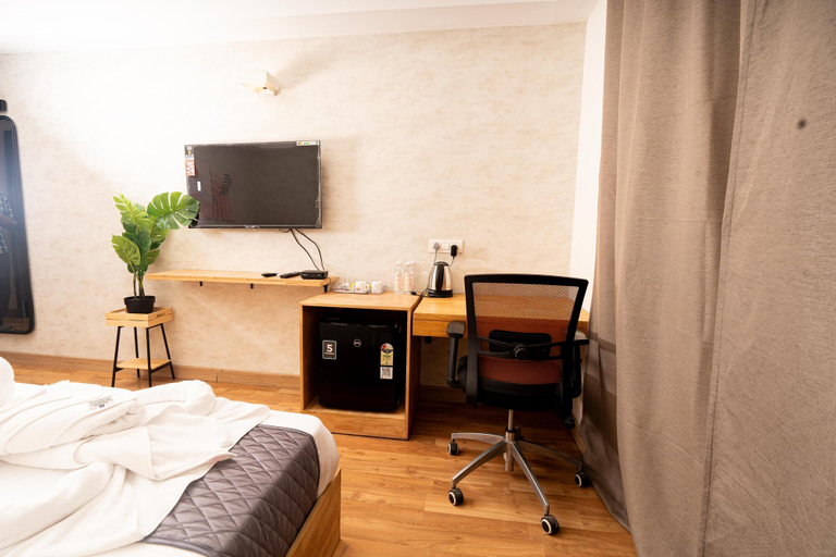 Bedroom 5, Casa Hotel Jubilee Hills, Hyderabad