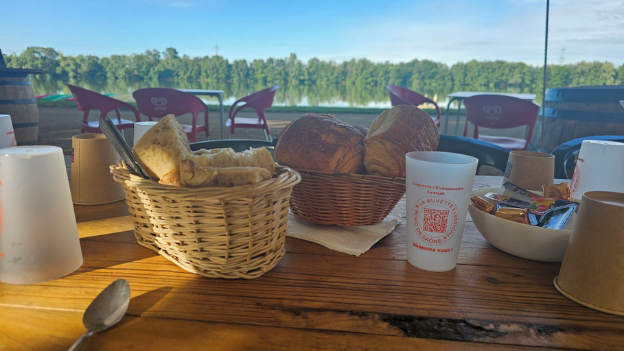 Food & Drinks 3, Camping de Thoissey - Val de Saône, Ain