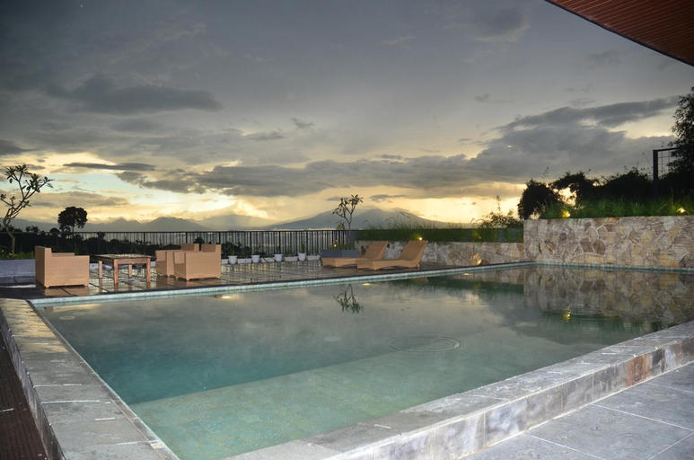 Others 4, Greenhill Mountain City View 8BR Villa heated pool, Bandung