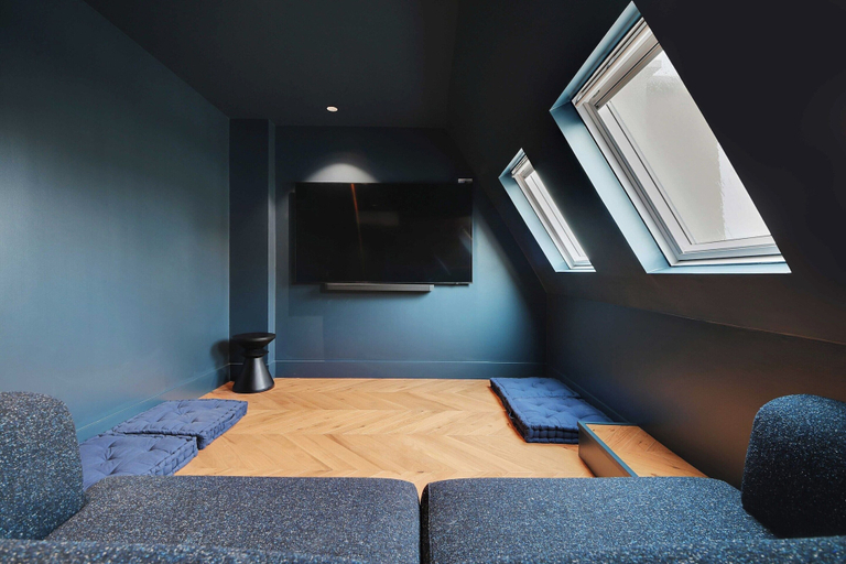 Living area 3, Exceptional Apartment - 4br/10p - Madeleine, Paris