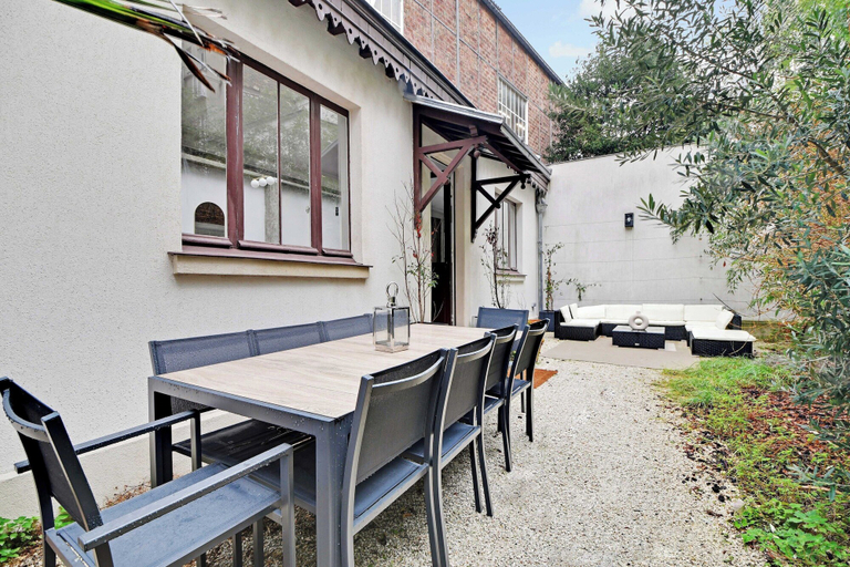 Outdoor dining, Exceptional Apartment - 3br/8p - Val-de-grace, Paris