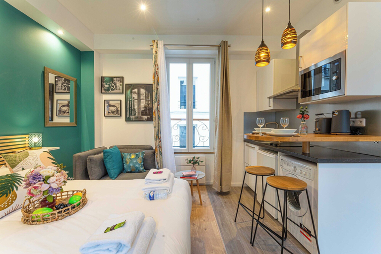 Private kitchen 5, Lovely Studio for 2 People - Sentier, Paris