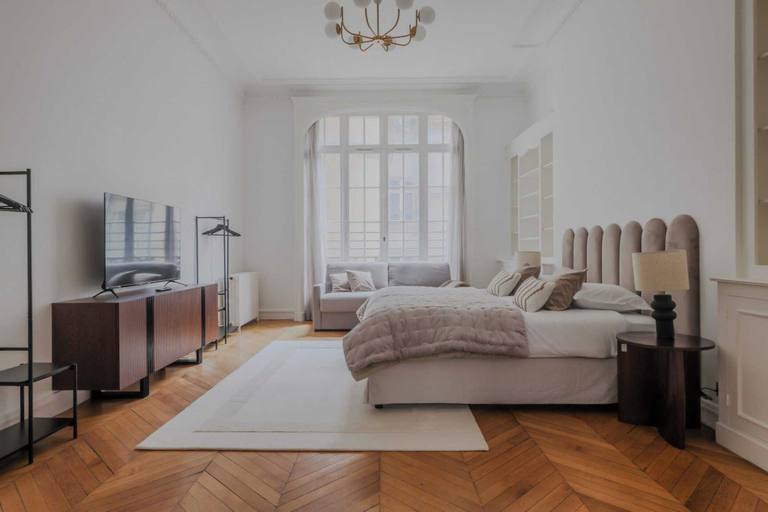 Room 4, Spacious Apartment - 5br/12p - Chaillot, Paris
