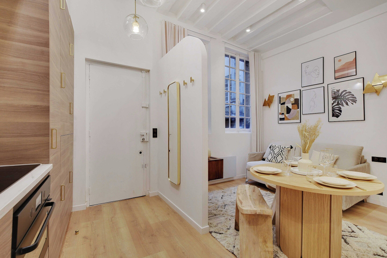 Others 2, Charming Apartment - 1br/4p - AC - Marais, Paris