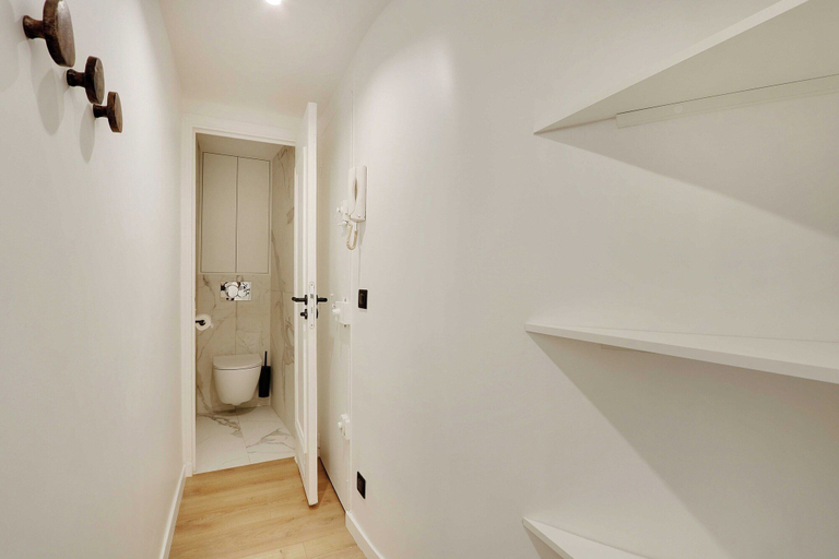 Bathroom 3, Stunning Apartment -2br/6p- Grand Rex, Paris