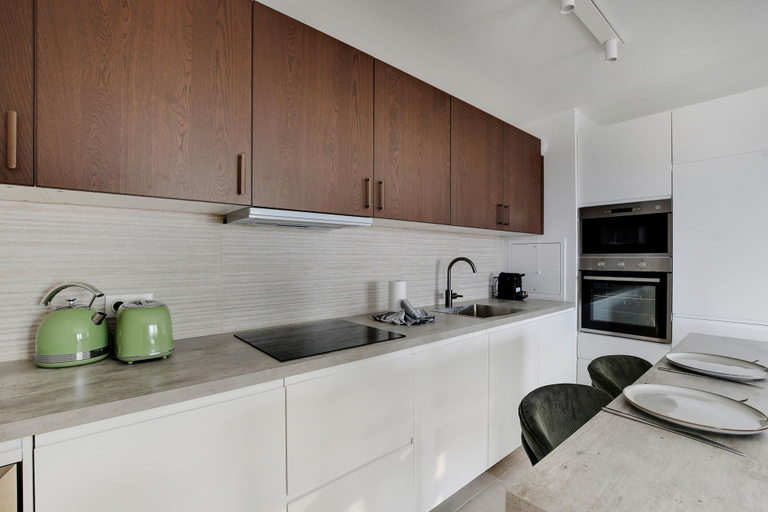 Others 5, Magnificent apartment- 3BR 8P-Proche de la Seine, Hauts-de-Seine