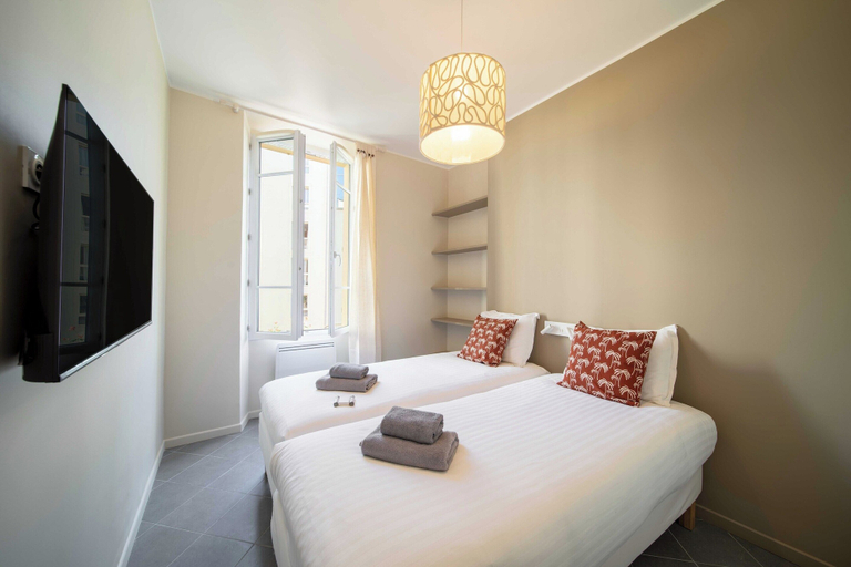 Room 2, Quiet and Luxurious Apartment - Cannes Center - 2br/6p, Alpes-Maritimes