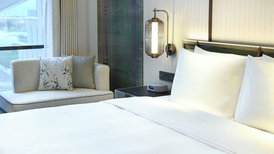 Bedroom 3, HUALUXE Chongqing Science Hall by IHG, Chongqing