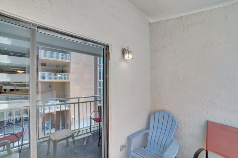 Others 5, Sugar Beach 355, Baldwin