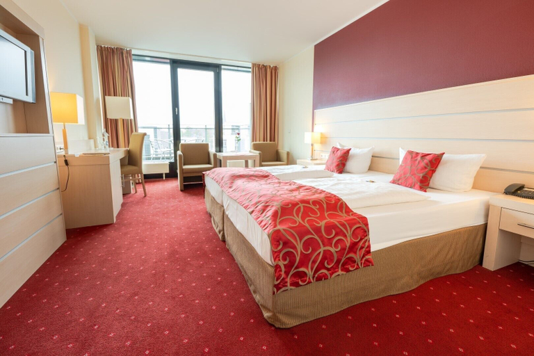 Bedroom 2, Aspire AcarA Oldenburg, Trademark Collection by Wyndham, Oldenburg