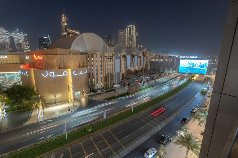 Luxurious & Stylish Apartments Across Dubai Mall - Burj Khalifa - City Views by Sojo Stay, Zaabeel