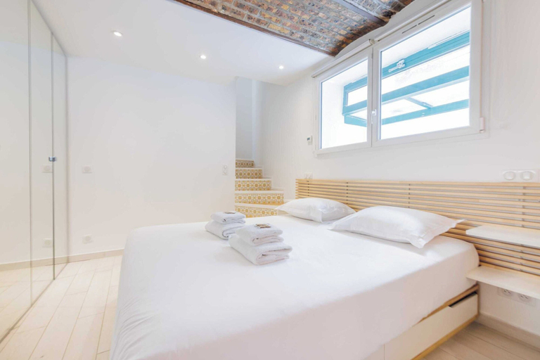 Room 2, Apartment 1 BDR /4P 16th Near Trocadaro, Paris