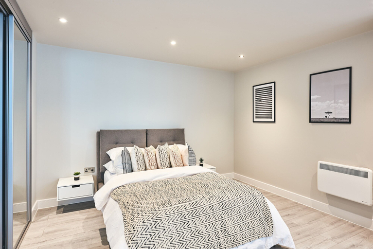 Room 5, Cozy Studio in Bracknell With Free Parking, Bracknell Forest