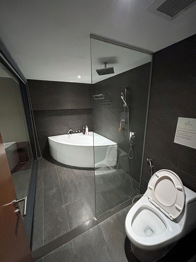 Bathroom 3, FlowerGod PentStudio WestLake Tay Ho, Tây Hồ
