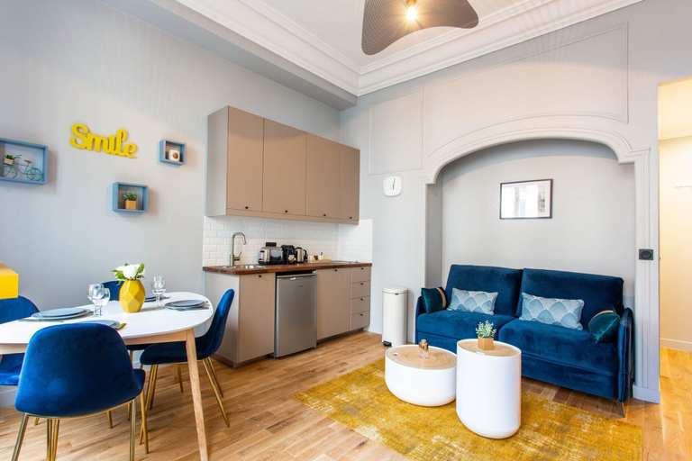 Dining 3, Intimate Apartment - 1br/4p - Bastille, Paris
