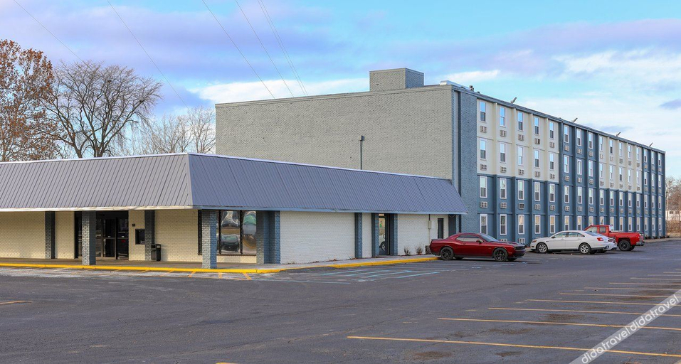 Exterior & Views 2, American Inn and Suites Ferndale, Oakland