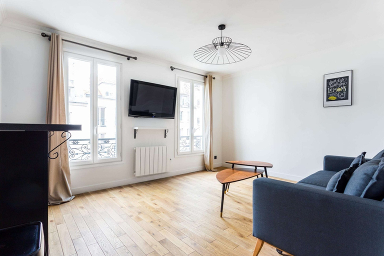 Living area 4, Charming Apt - 1BD/4P - Bastille/Charonne, Paris