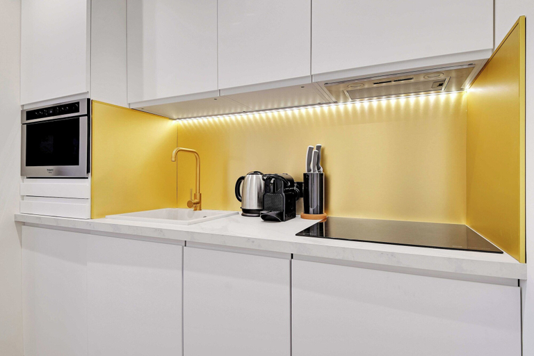 Private kitchen 5, Elegant Apartment - 2br/6p - Faubourg-montmartre, Paris
