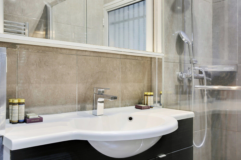 Others 5, Modern Apartment - 2br/6p - Arts et Metiers, Paris