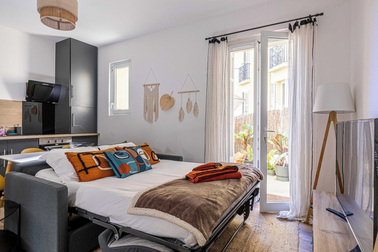 Room 5, Superb 1br/2p in the Heart of Cannes - Balcony, Alpes-Maritimes