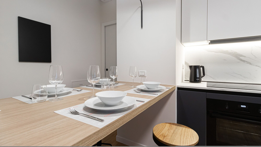 Others 3, Italianway Collection - Cola Montano 29 B, Milano