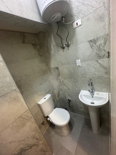 Bathroom 3, Cairo Crown Hotel, 'Abdin